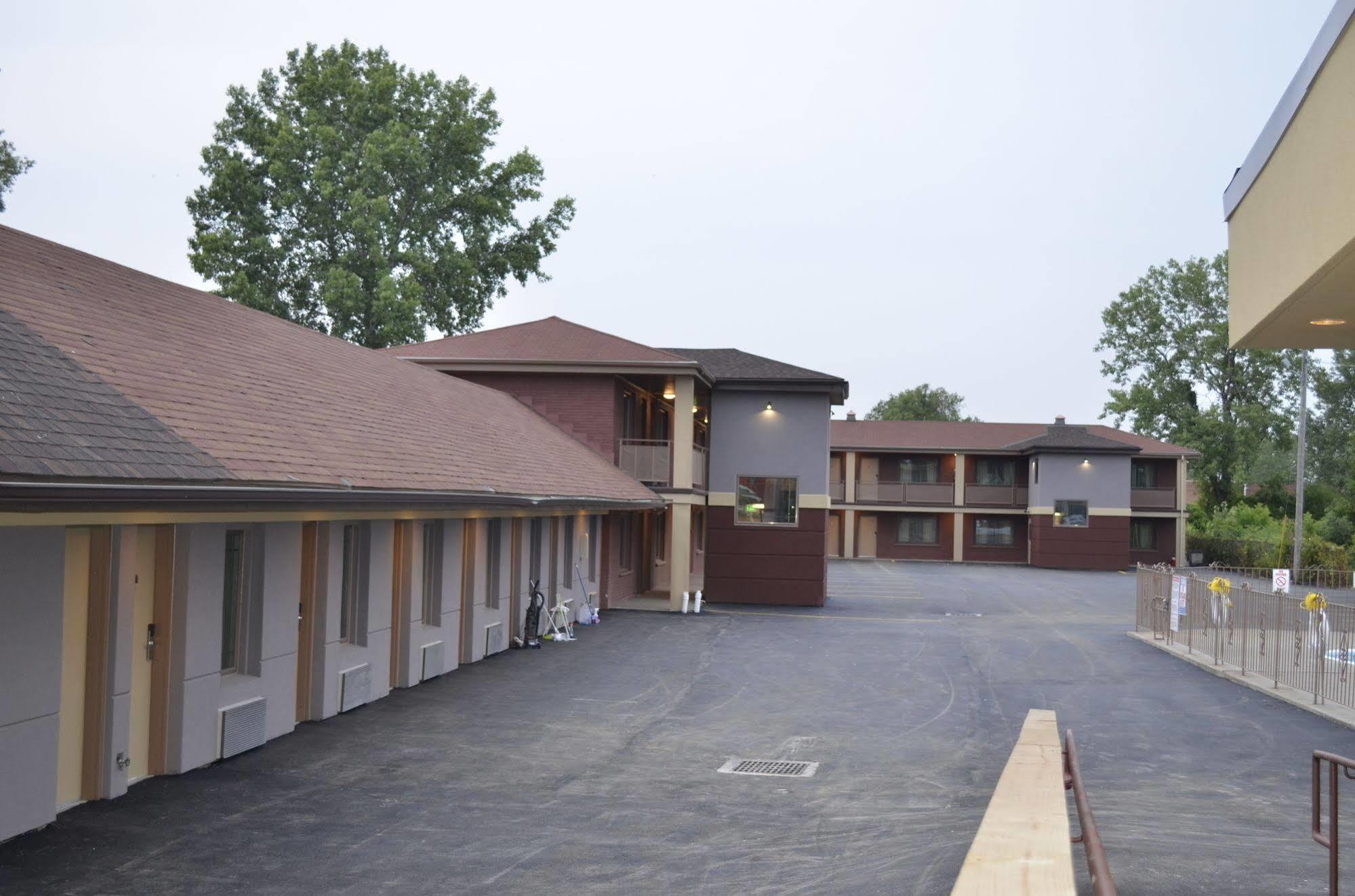 Aarya Hotel By Niagara Fashion Outlets Niagara Falls Ngoại thất bức ảnh